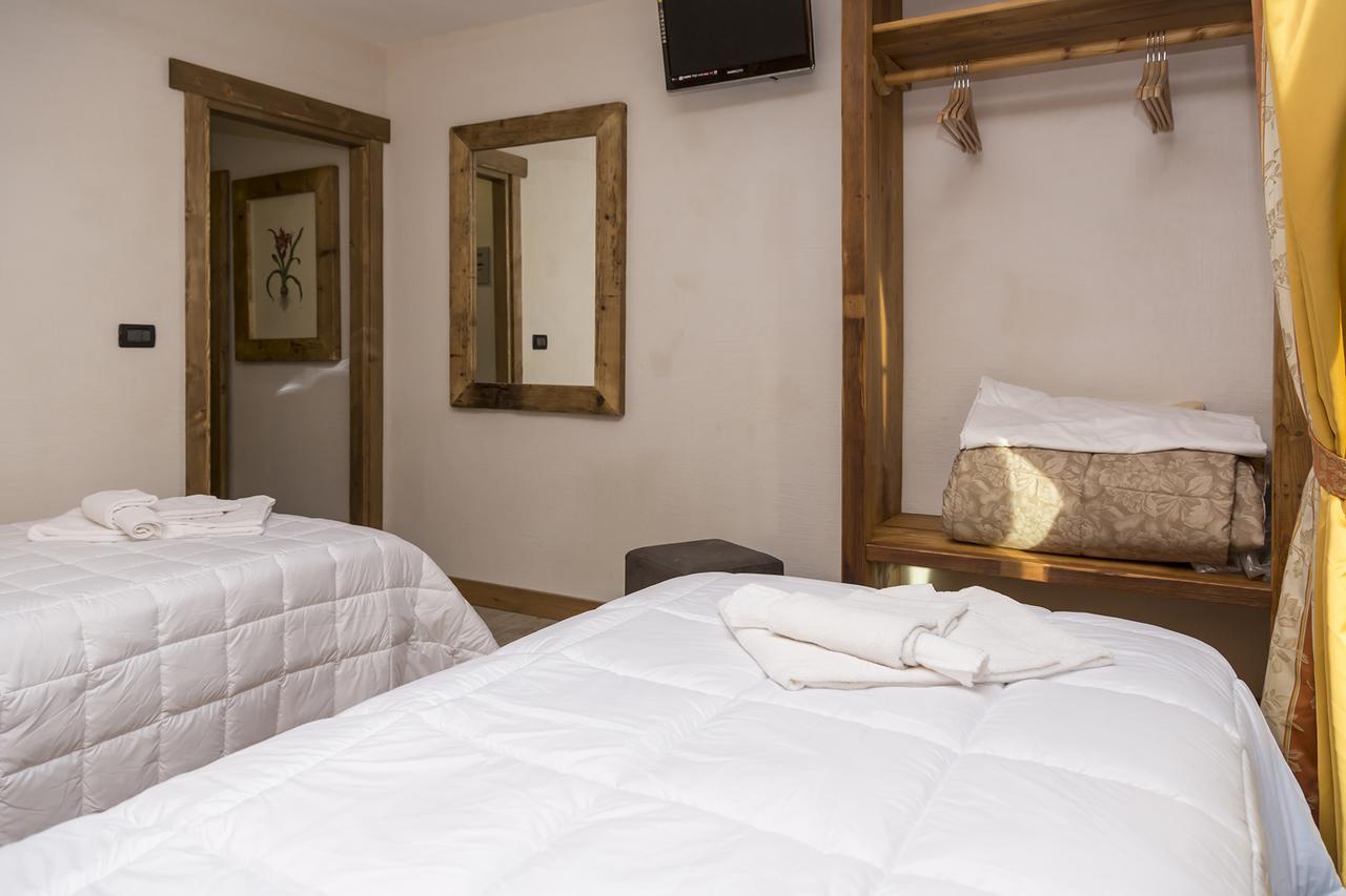 Hotel Clotes Sauze D'Oulx Exterior foto