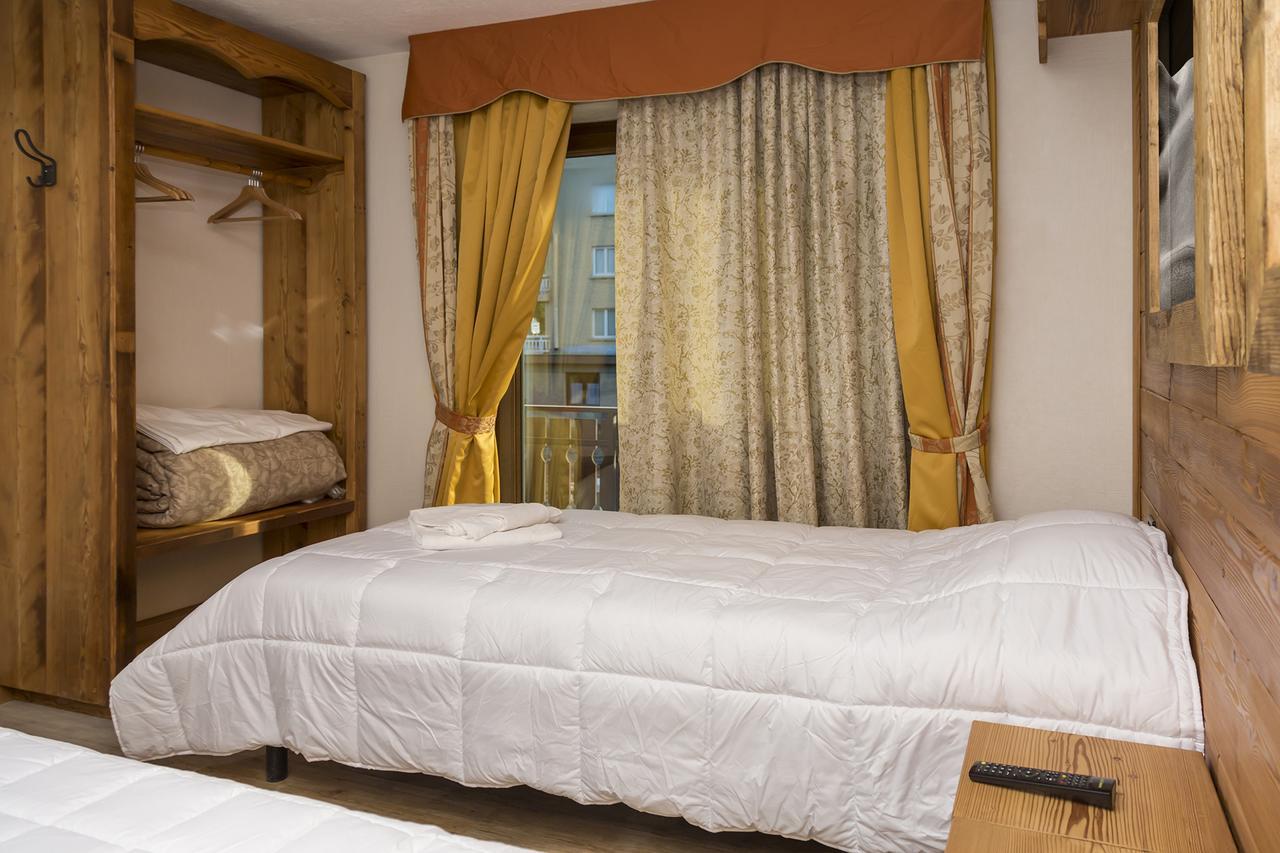 Hotel Clotes Sauze D'Oulx Exterior foto