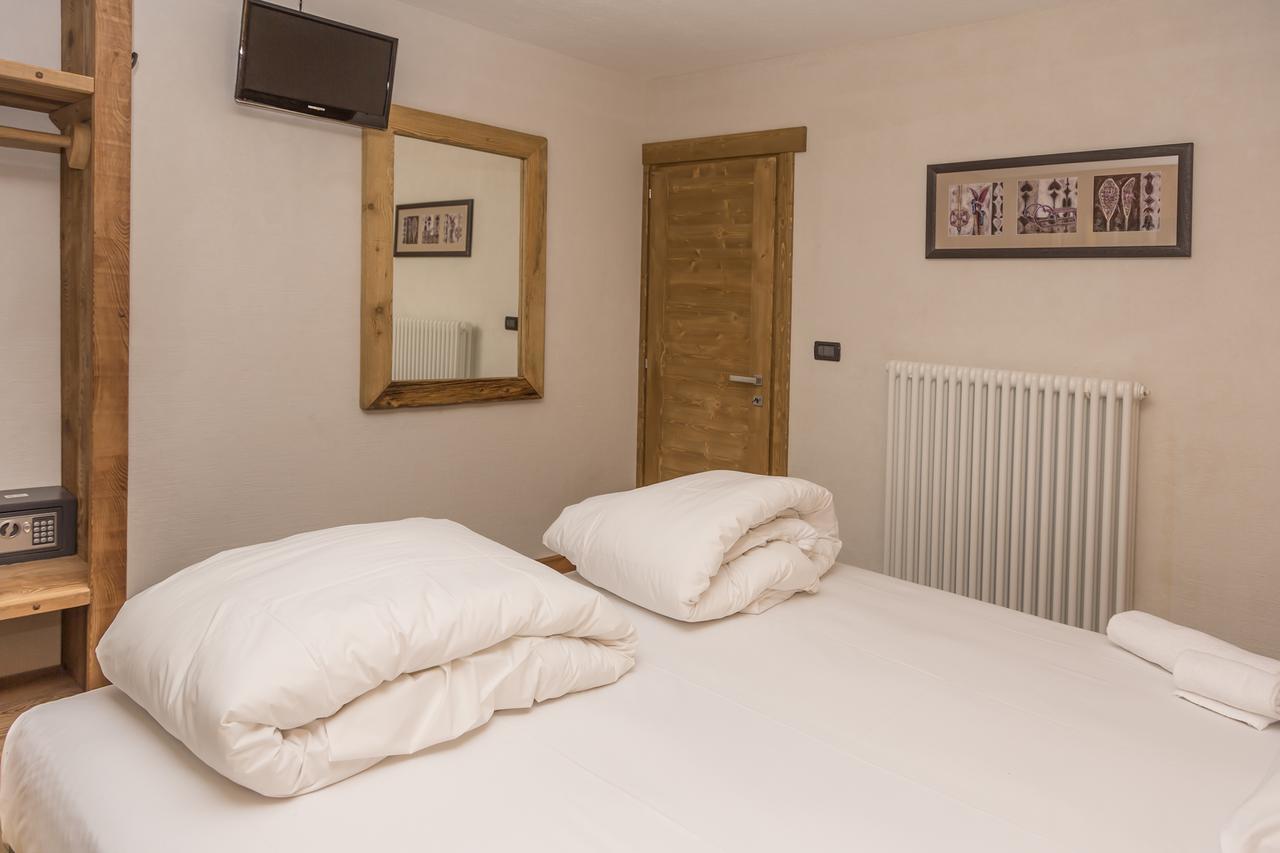 Hotel Clotes Sauze D'Oulx Exterior foto
