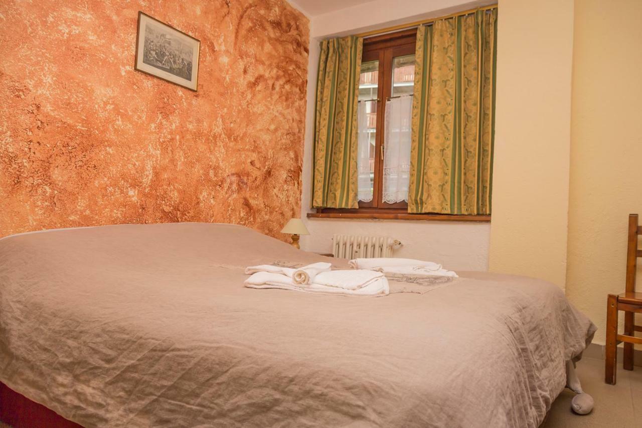 Hotel Clotes Sauze D'Oulx Exterior foto