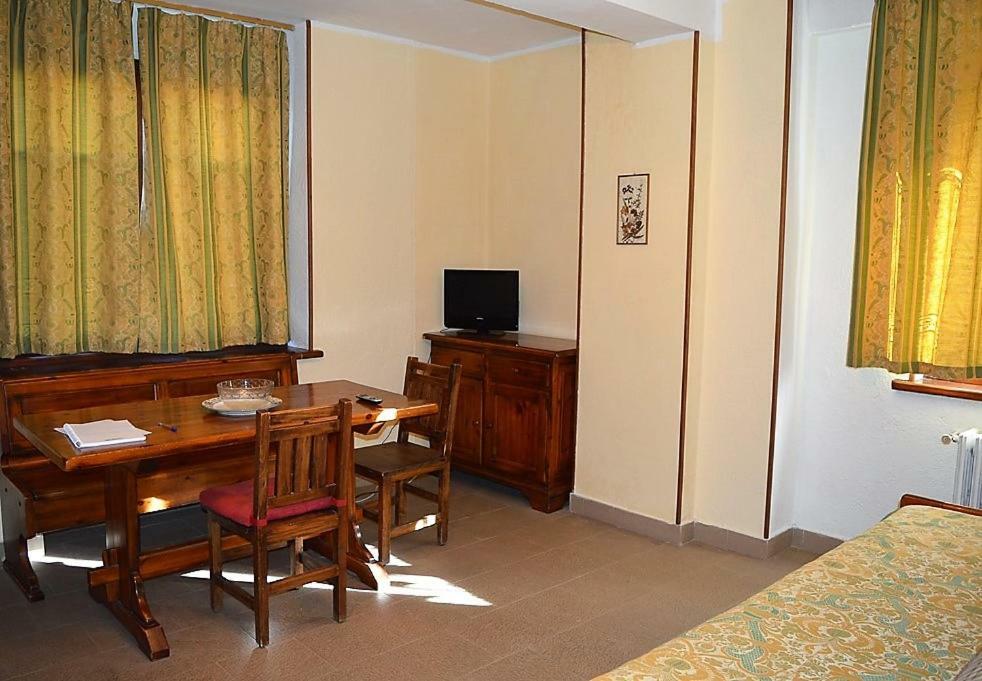 Hotel Clotes Sauze D'Oulx Exterior foto
